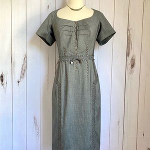 Byron Lars fabulous and classy gray pencil dress